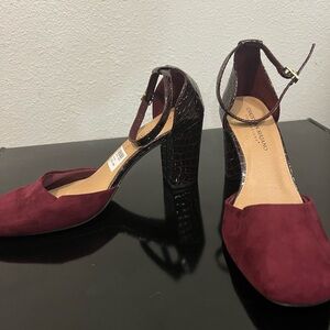 Chic Burgundy Block Heel Pumps